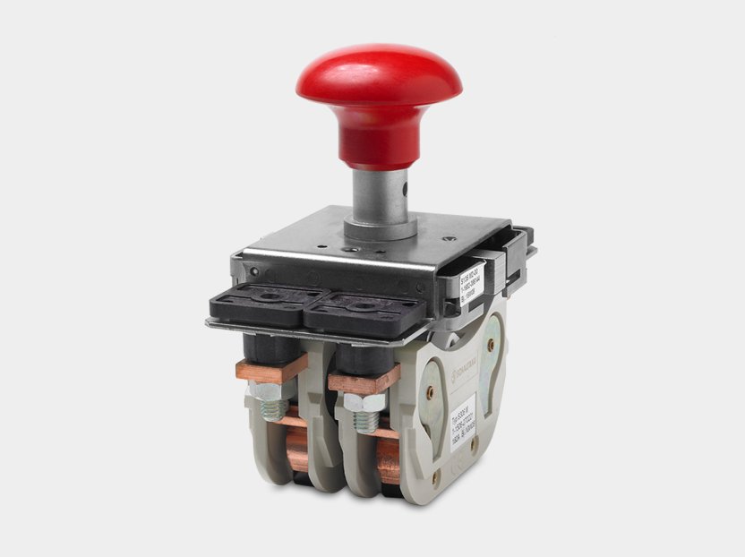 S135 – 紧急 disconnect 开关最高至 320 V 直流